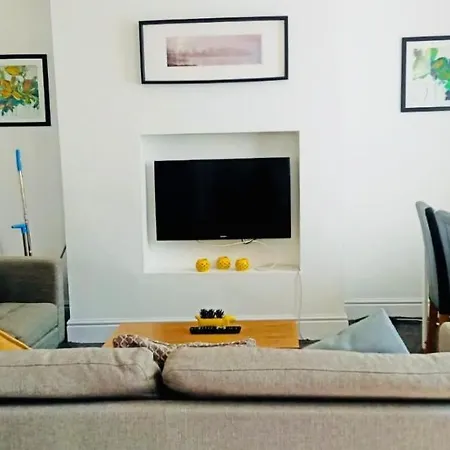 Vinery Four-bedroom House